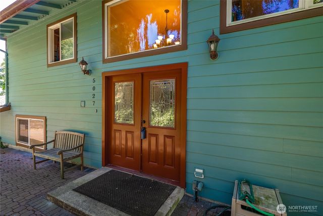 5027 Varco Road NE, Tacoma, WA 98422
