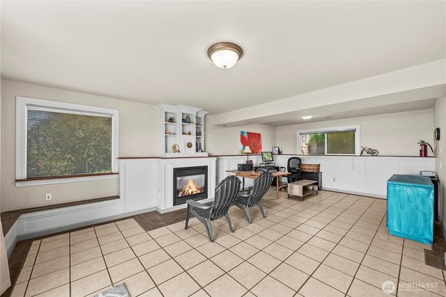 5027 Varco Road NE, Tacoma, WA 98422