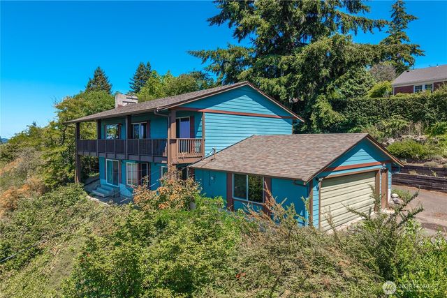 5027 Varco Road NE, Tacoma, WA 98422