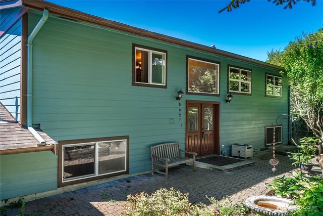 5027 Varco Road NE, Tacoma, WA 98422