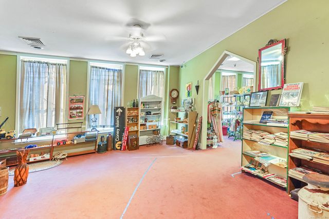 109 Main Street, Putnam, CT 06260
