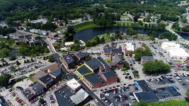 109 Main Street, Putnam, CT 06260