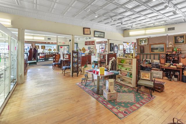 109 Main Street, Putnam, CT 06260