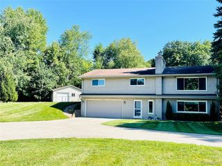 7251 Vanderploeg Lane, Imlay City, MI 48444