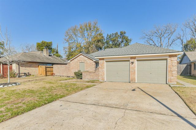 6114 Elkwood Forest Drive, Houston, TX 77088
