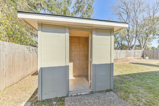 6114 Elkwood Forest Drive, Houston, TX 77088