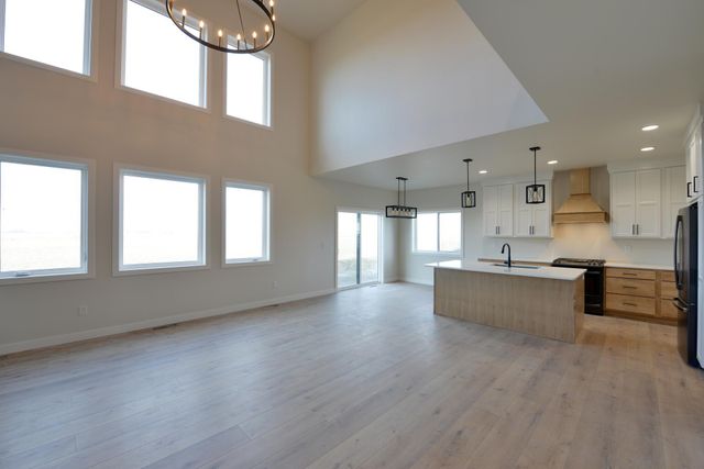 6914 3rd Street NW, Moorhead, MN 56560