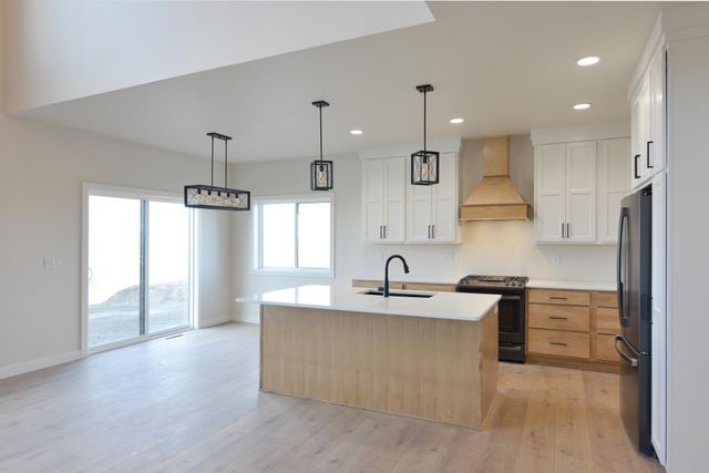 6914 3rd Street NW, Moorhead, MN 56560