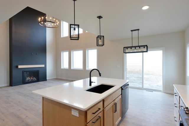 6914 3rd Street NW, Moorhead, MN 56560