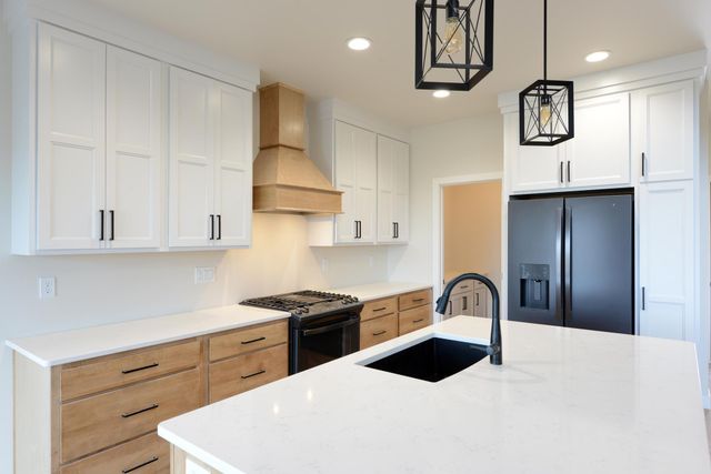 6914 3rd Street NW, Moorhead, MN 56560