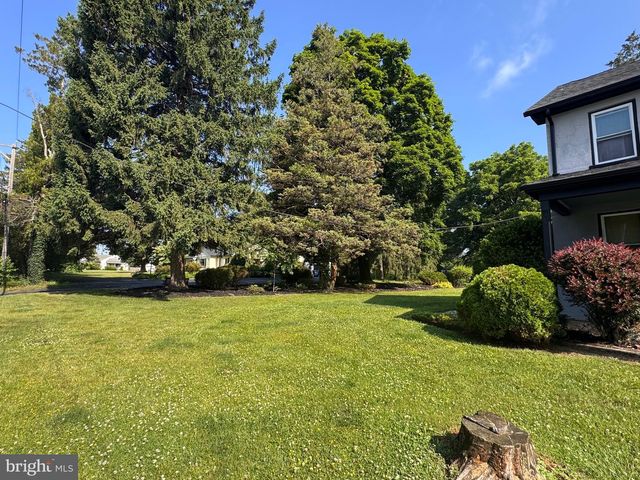3007 LINCOLN HWY, Coatesville, PA 19320