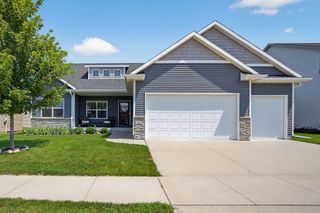 6369 NE 9th Court, Des Moines, IA 50313