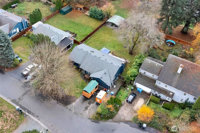 1412 33rd Avenue Ct SW, Puyallup, WA 98373