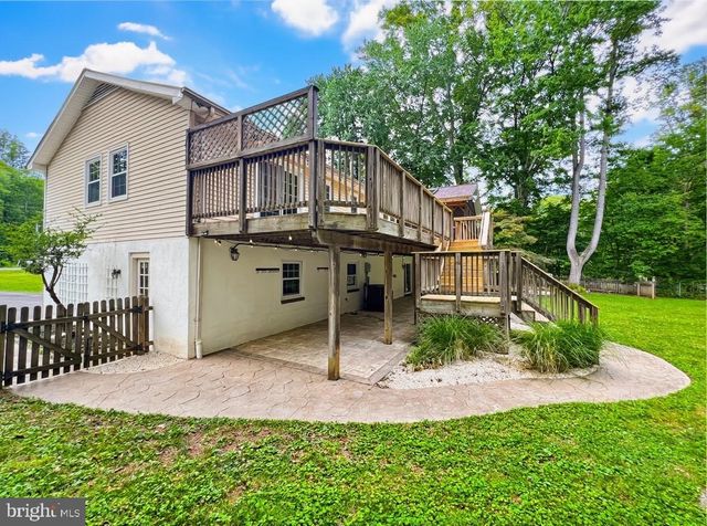 12 CLOVER HILL DR, Stafford, VA 22556