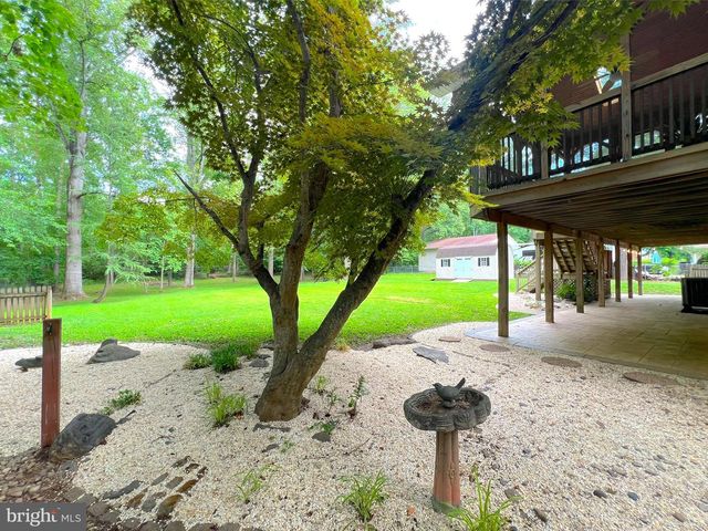 12 CLOVER HILL DR, Stafford, VA 22556