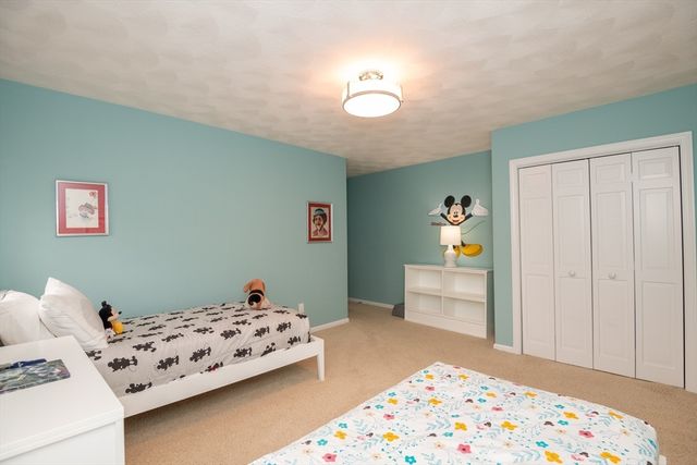 25 Ellen Road, Stoneham, MA 02180