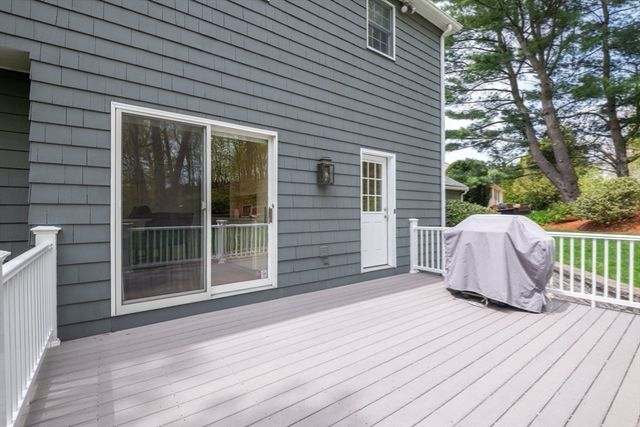 25 Ellen Road, Stoneham, MA 02180
