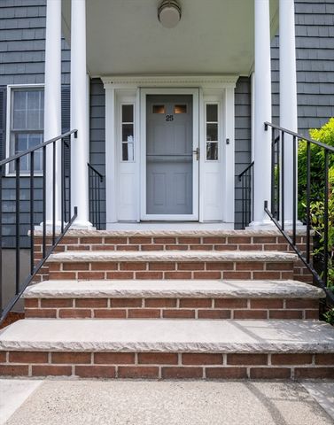 25 Ellen Road, Stoneham, MA 02180