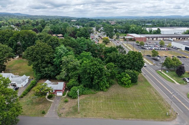 300 State Street, North Haven, CT 06473