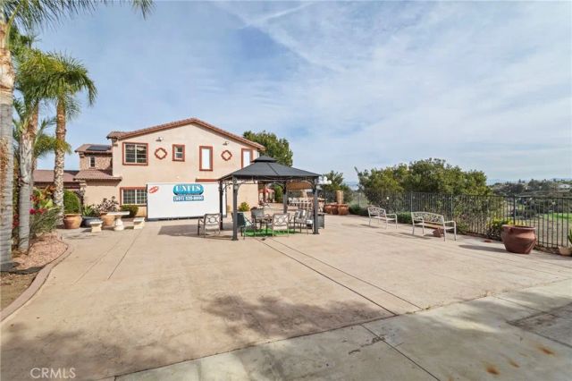 3995 Holly Springs Drive, Corona, CA 92881