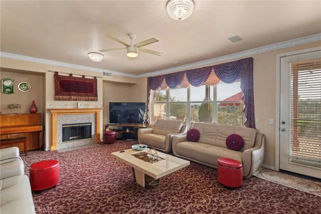 3995 Holly Springs Drive, Corona, CA 92881