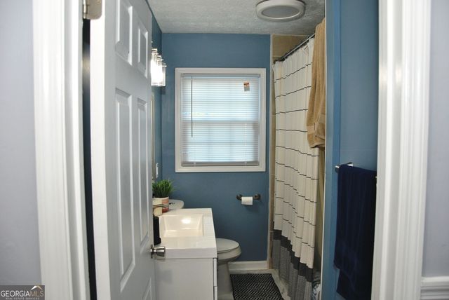 579 Lynmore Avenue, Macon, GA 31206