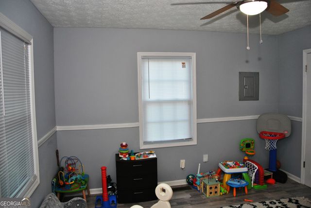 579 Lynmore Avenue, Macon, GA 31206