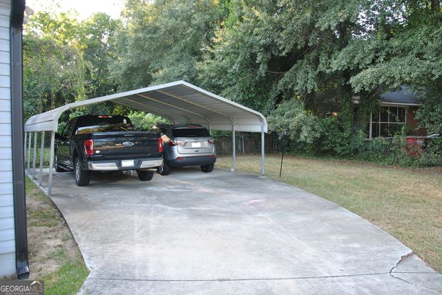 579 Lynmore Avenue, Macon, GA 31206