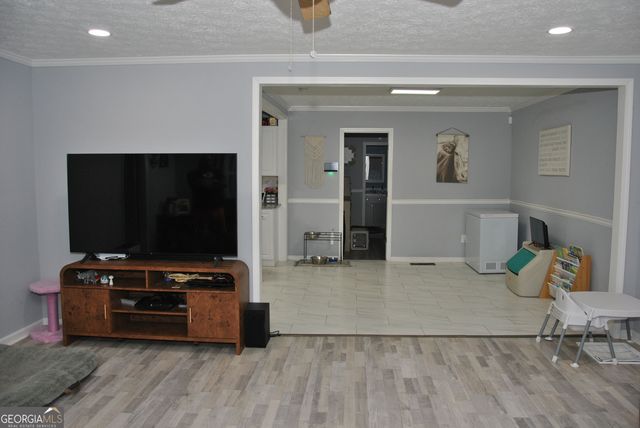 579 Lynmore Avenue, Macon, GA 31206