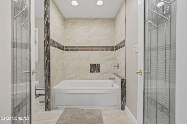 35 Ruby Drive, Morganville, NJ 07751