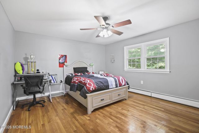 35 Ruby Drive, Morganville, NJ 07751