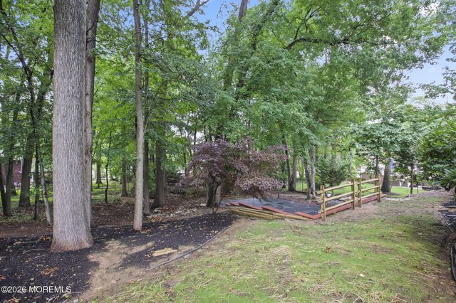 35 Ruby Drive, Morganville, NJ 07751