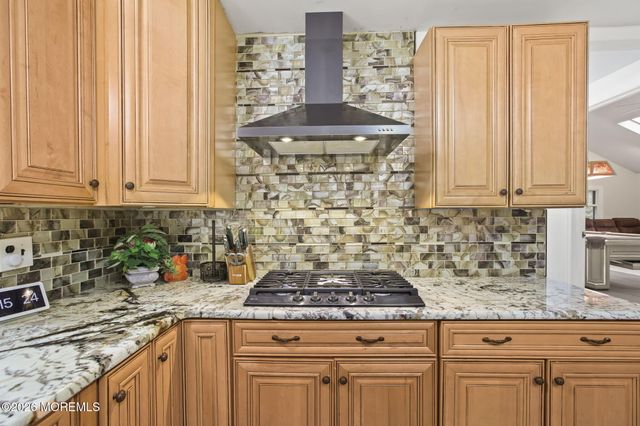 35 Ruby Drive, Morganville, NJ 07751