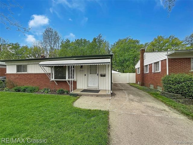 25070 Hayes Street, Taylor, MI 48180