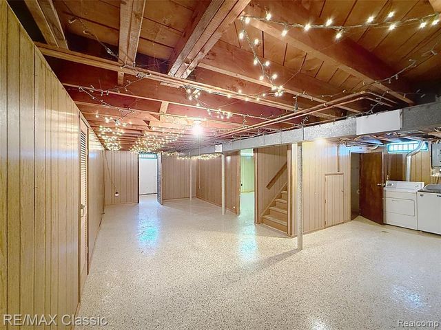 25070 Hayes Street, Taylor, MI 48180