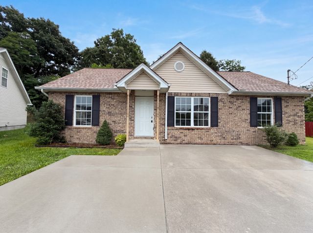 1125 Sima Shabat Ct, La Vergne, TN 37086