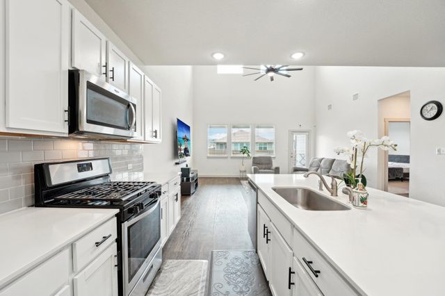 134 Wichita River RD, Hutto, TX 78634