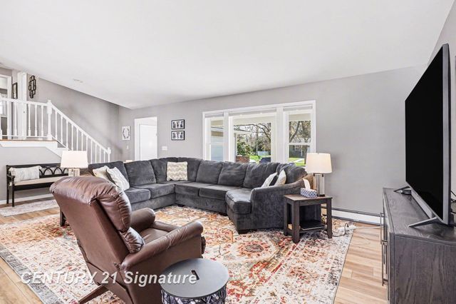 4206 Melody Lane, Midland, MI 48642