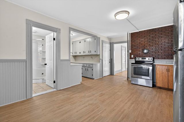 670 Harvard Street, Manchester, NH 03103