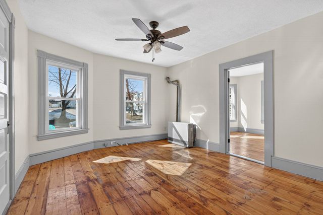670 Harvard Street, Manchester, NH 03103