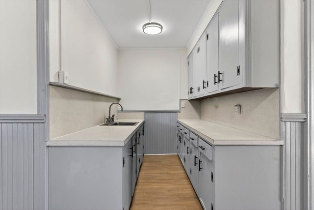 670 Harvard Street, Manchester, NH 03103