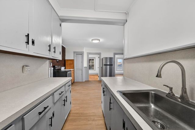 670 Harvard Street, Manchester, NH 03103