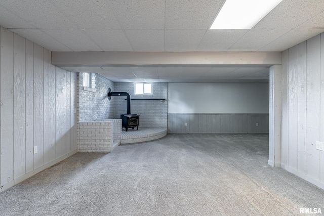 4200 BELMONT Road, Bettendorf, IA 52722