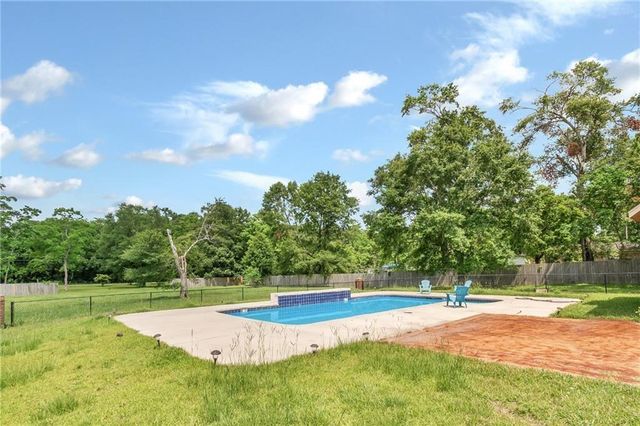 7110 Bowers Lane, Theodore, AL 36582