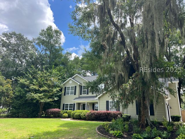 1074 Otter Cir, Beaufort, SC 29902