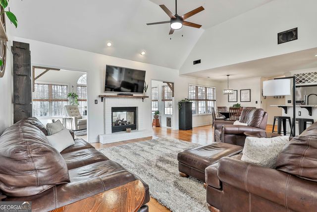 140 Wentworth Way, Newnan, GA 30265