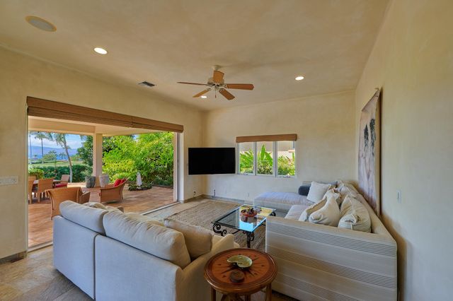 258 S Ulukoa Pl, Lahaina, HI 96761
