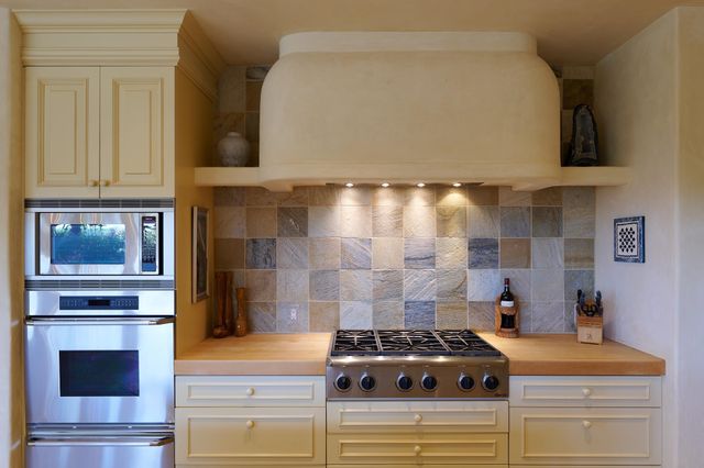 258 S Ulukoa Pl, Lahaina, HI 96761