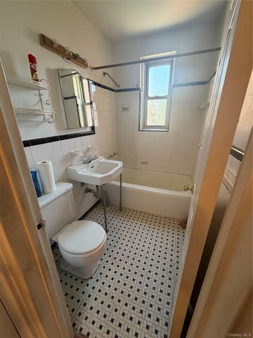 1111 Midland Avenue 5A, Bronxville, NY 10708