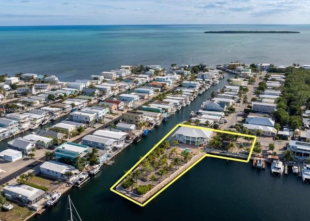 301 Oleander Dr, Tavernier, FL 33070